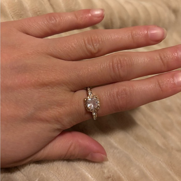 Lab Grown Diamond, Gold ring - Picture 3 of 3